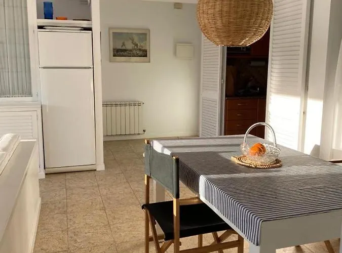 Port De'n Perris L' Escala