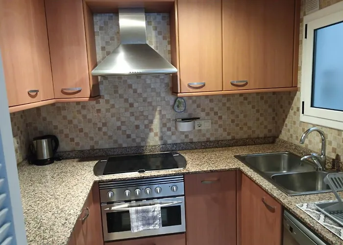 Port De'n Perris * L' Escala