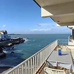 Port De'n Perris *